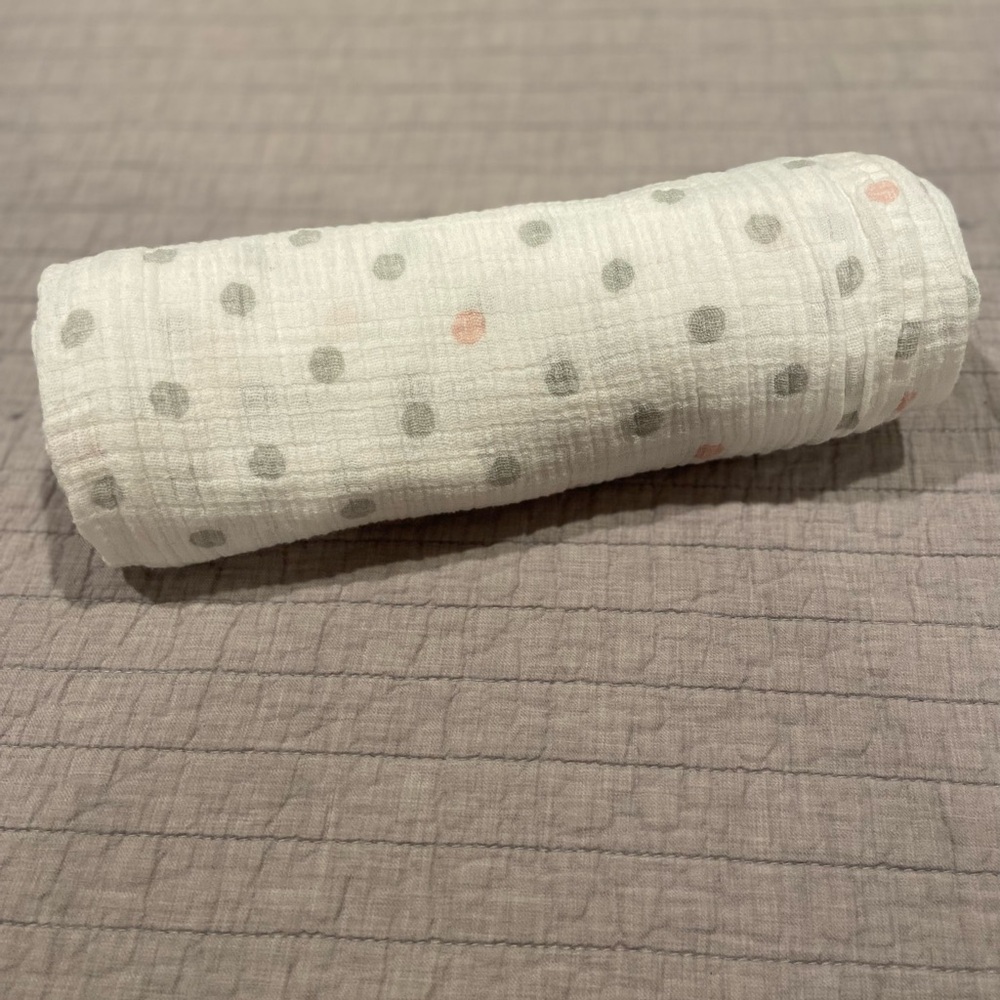 Aden + Anais Essentials Pink & Gray Polka Dot Muslin Swaddle Blanket 100% Cotton